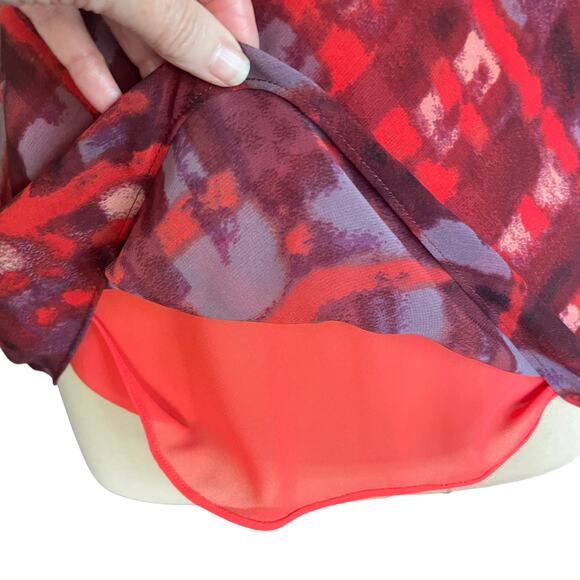 Cabi Cherish Chiffon Red Geometric Print Tank Top SMALL Casual Vacation Summer - Picture 6 of 10